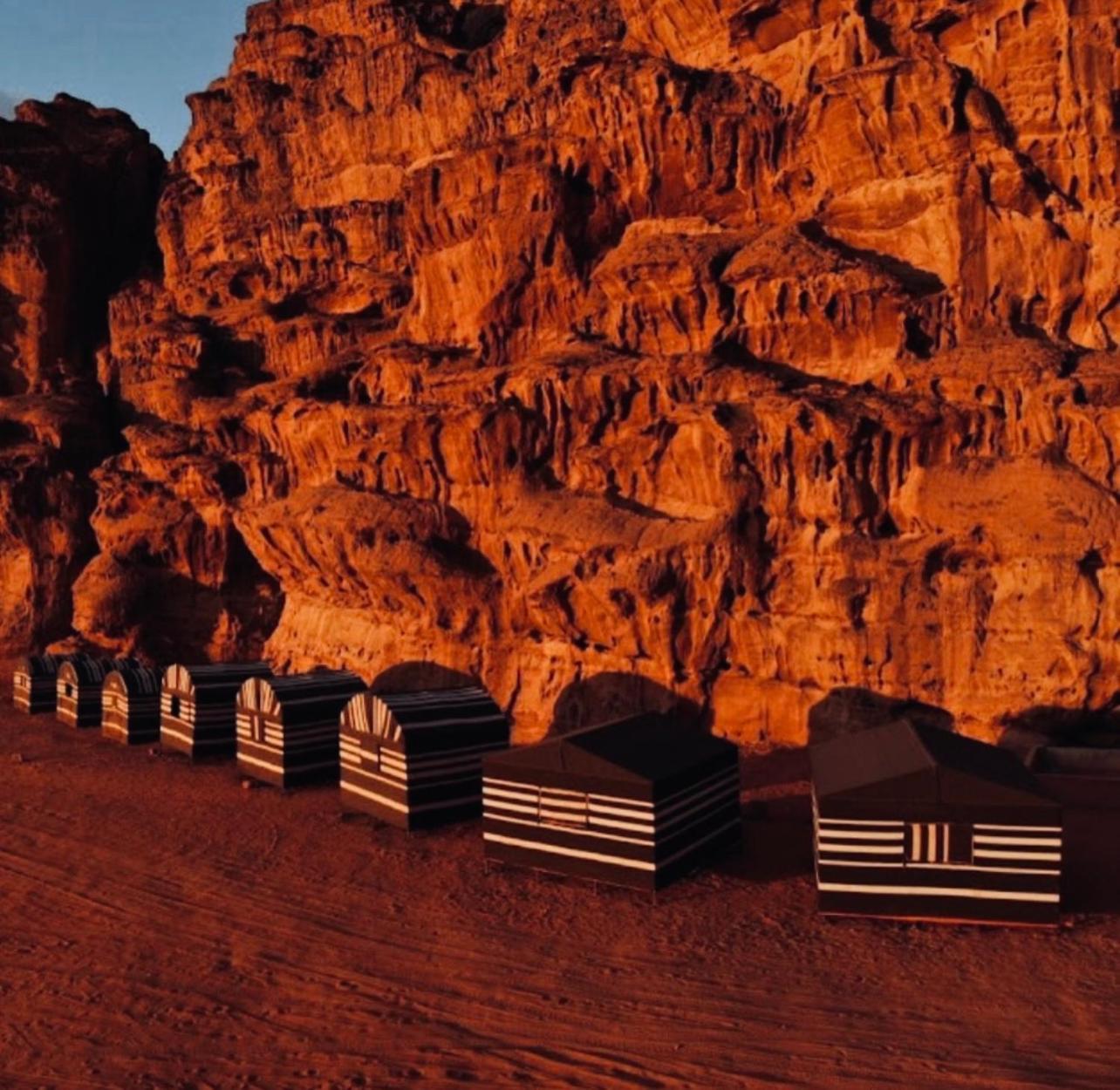 Bedouin Bunch Camp Hotel Wadi Rum Eksteriør billede