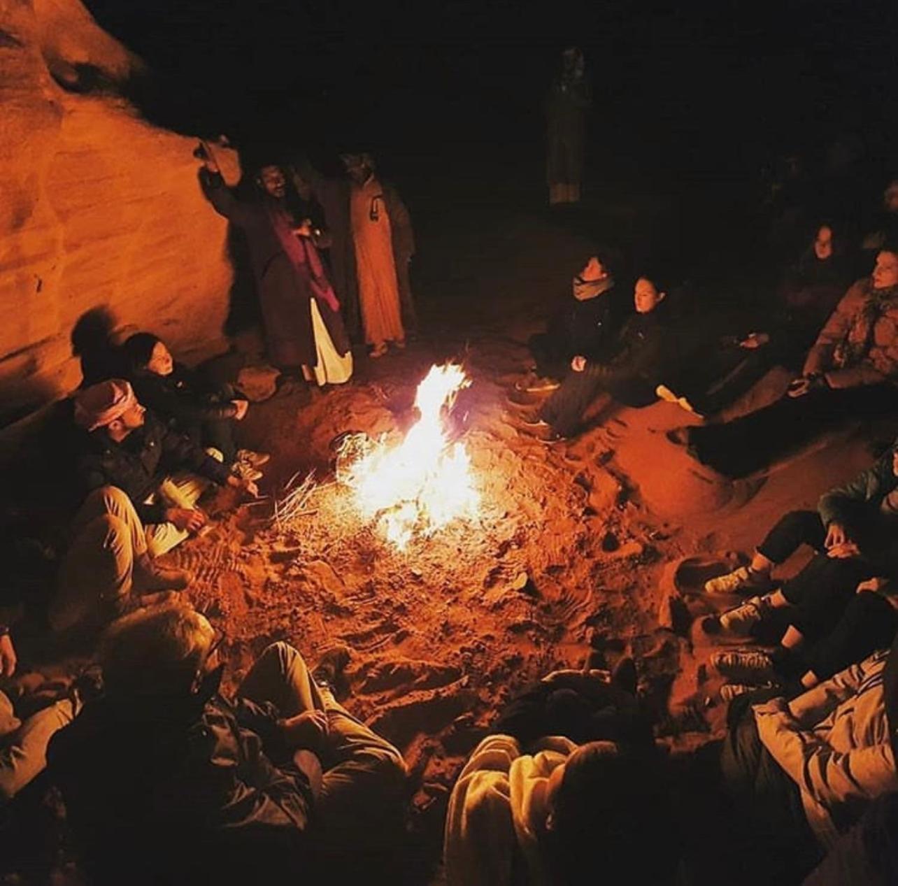 Bedouin Bunch Camp Hotel Wadi Rum Eksteriør billede